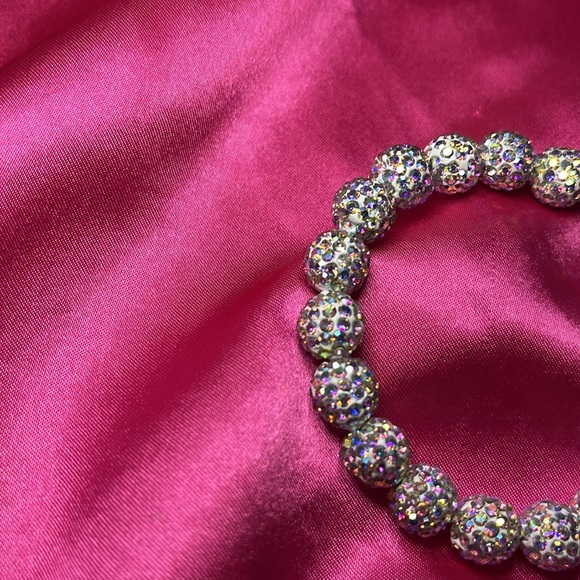 Dimond Bedazzled Big Beaded Bracelet 💍💎 - Picture 3 of 4